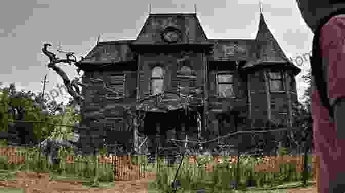 Haunted Houses And Eerie Streets Of Old Town Lansing Haunted Lansing (Haunted America) Jenn Carpenter